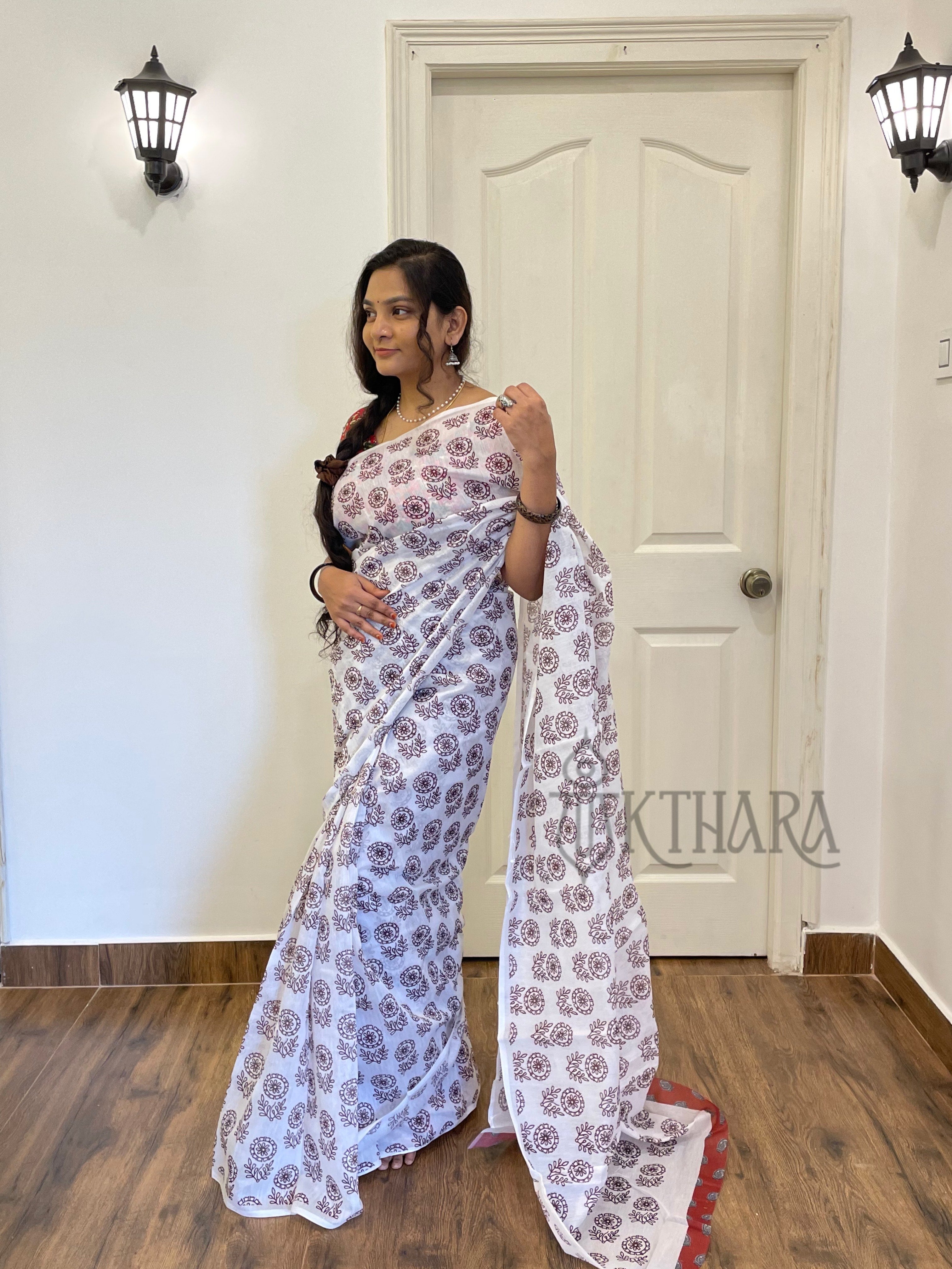 White Printed Mul Cotton Saree
